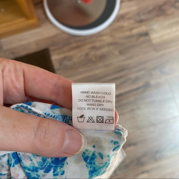 LOVERS + FRIENDS Silky Tiered Watercolor Ruffle Mini Dress Size XS - Picture 9 of 10